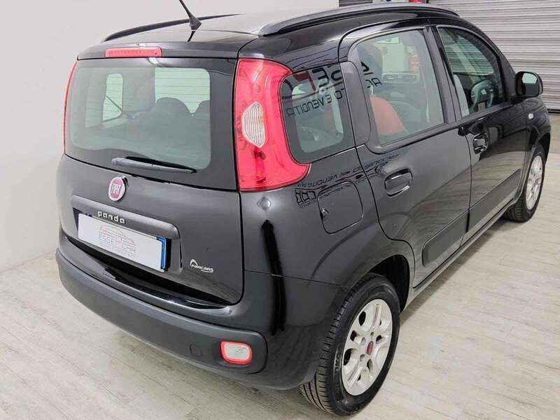 Usata Fiat Panda Lounge 69 CV (50 kW) 2018 Nero Utilitaria