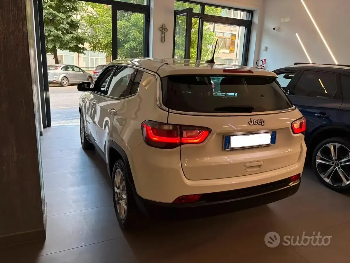 Usata Jeep Compass 131 CV (96 kW) 2022 Bianco SUV