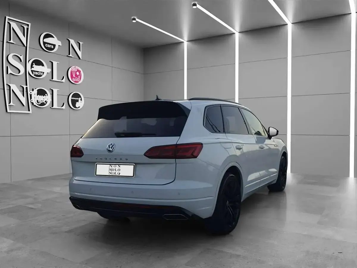 Usata VW Touareg R-line 286 CV (210 kW) 2019 Bianco SUV