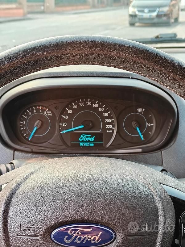 Usata Ford Ka Plus 86 CV (63 kW) 2019 Bianco Utilitaria