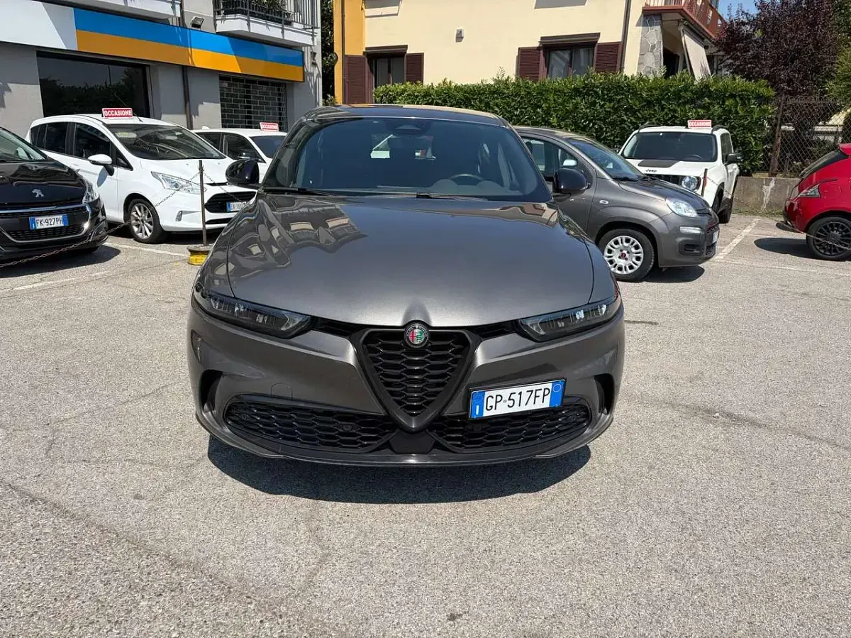 Usata Alfa Romeo Tonale Super 131 CV (96 kW) 2023 Grigio SUV