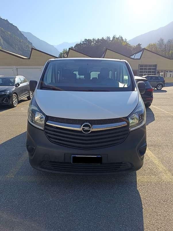 Usata Opel Vivaro 125 CV (91 kW) 2017 Monovolume