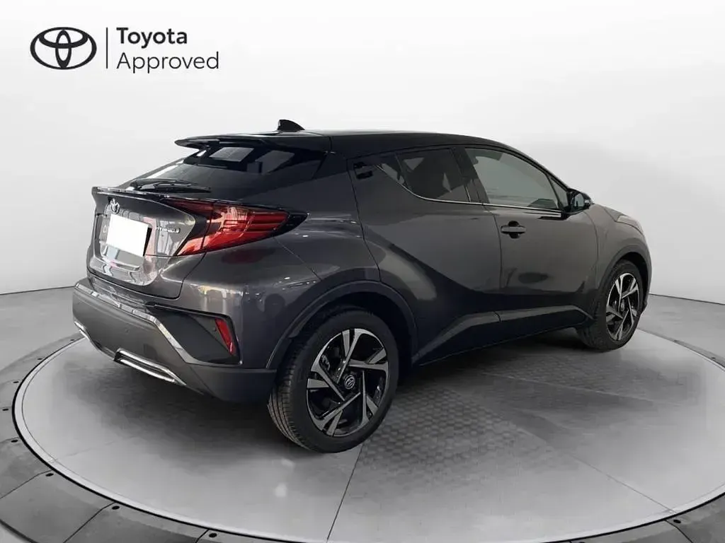 Usata Toyota C-HR Trend 122 CV (89 kW) 2023 Grigio SUV