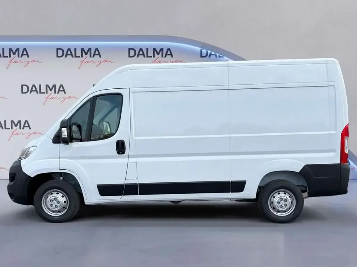 Usata Citroën Jumper Business Class 140 CV (102 kW) 2024 Bianco kaolin Monovolume