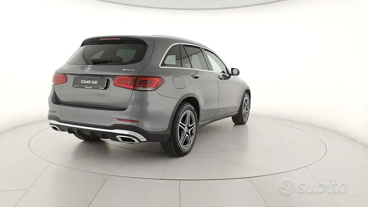 Usata Mercedes GLC220 Premium 194 CV (142 kW) 2021 Grigio SUV