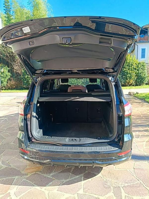 Usata Ford S-MAX ST-Line 150 CV (110 kW) 2019 Nero Monovolume