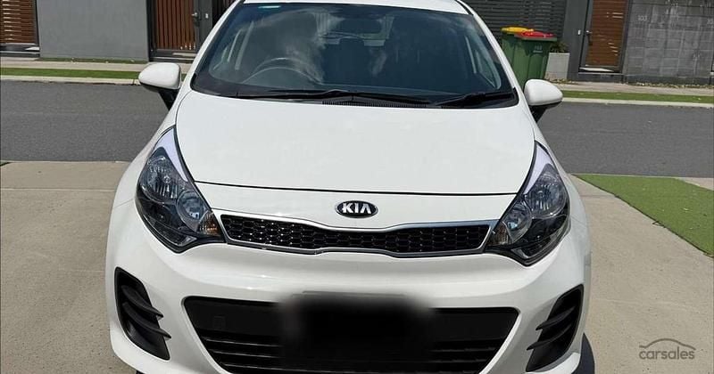 Bianco Usata 2016 Kia Rio Berlina | 4800 € (Super prezzo) - Immagine 1/3