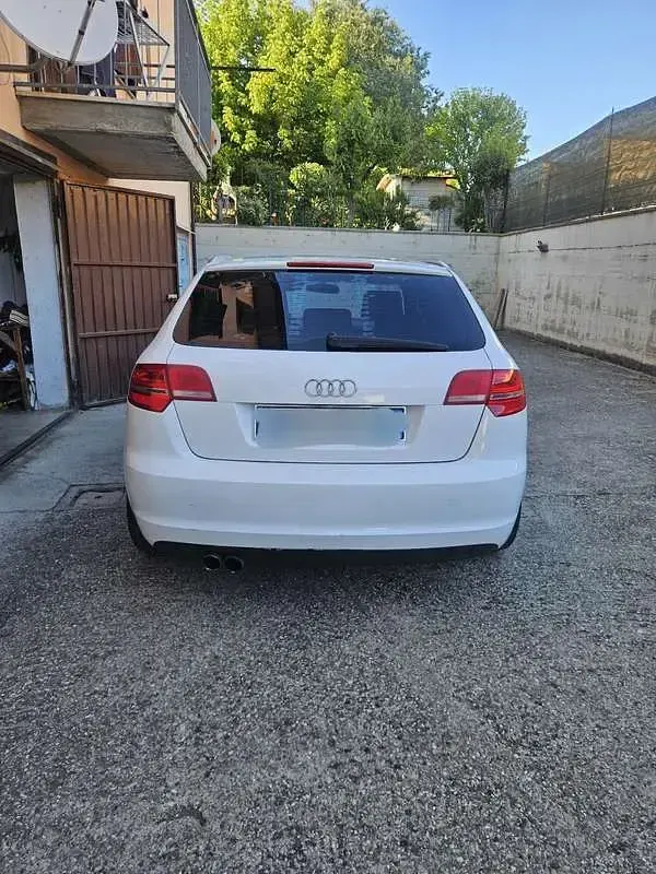 Usata Audi A3 Sportback Ambition 125 CV (91 kW) 2010 Utilitaria