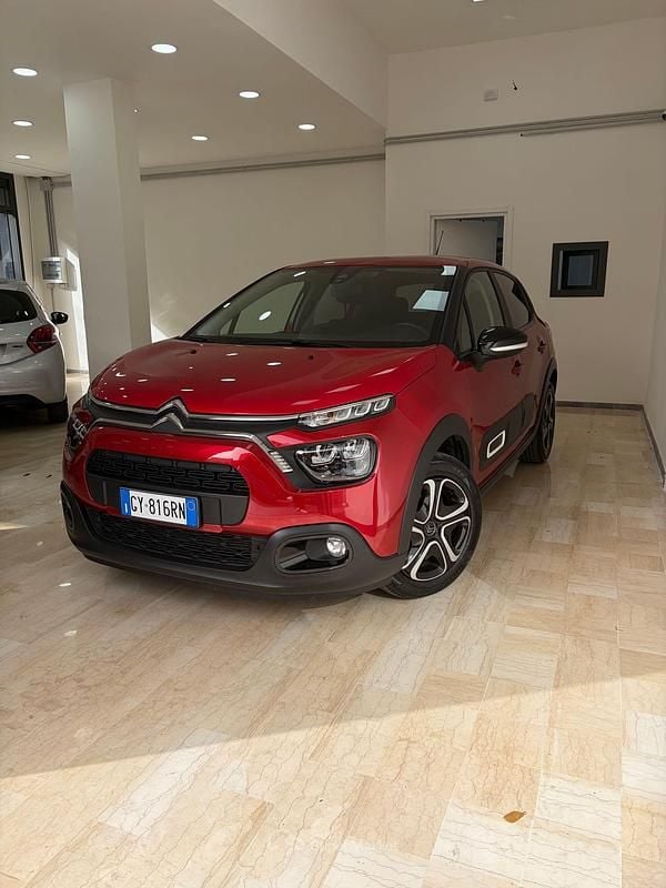 Usata Citroën C3 101 CV (74 kW) 2023 Rosso Utilitaria