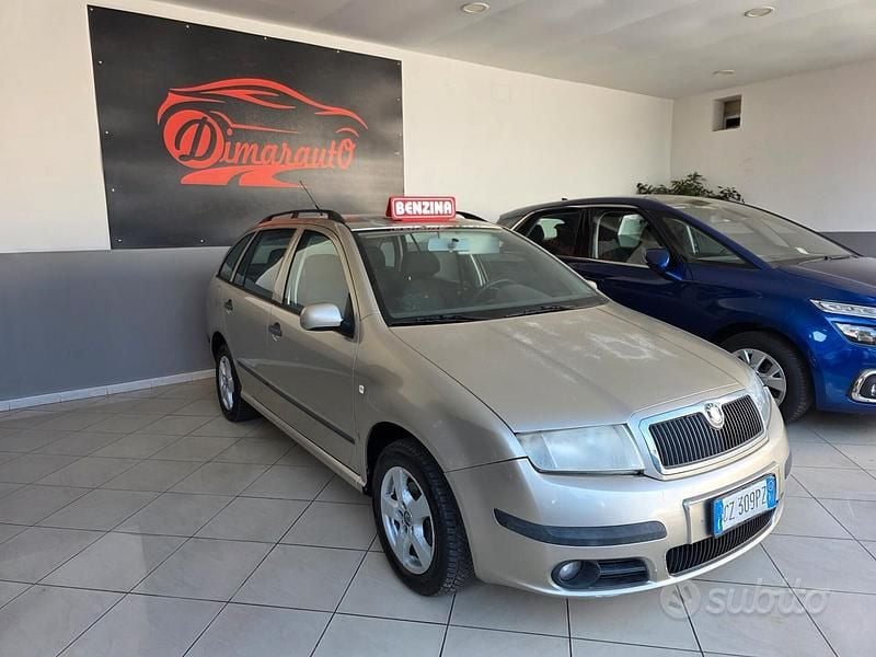 Usata Skoda Fabia 75 CV (55 kW) 2006 Marrone Station wagon
