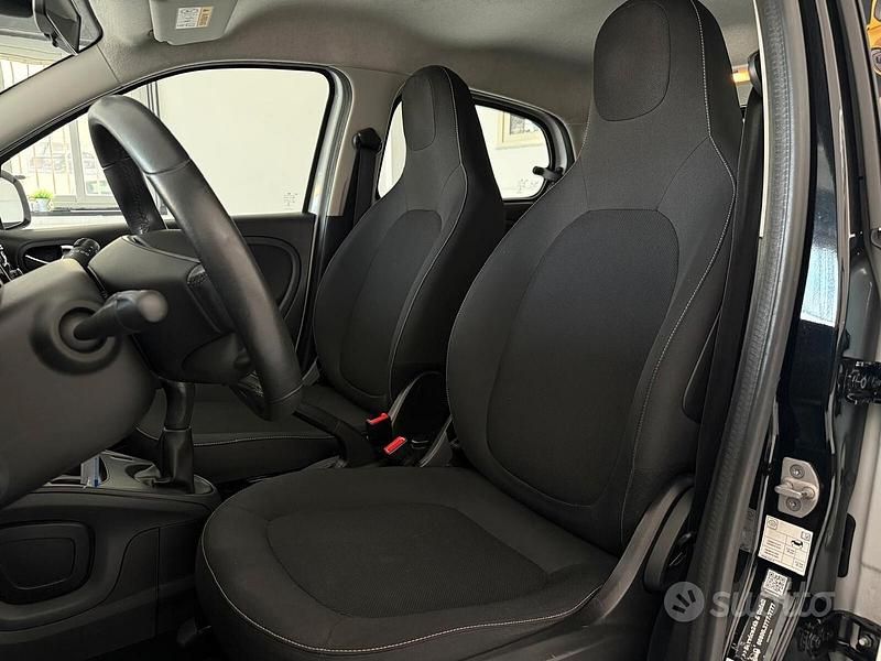 Usata Smart ForFour Passion 71 CV (52 kW) 2016 Bianco Utilitaria