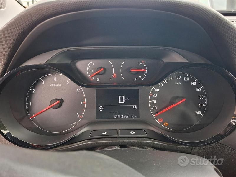 Usata Opel Crossland X 83 CV (61 kW) 2019 Grigio SUV