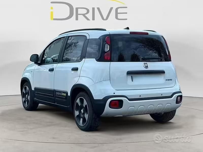 Usata Fiat Panda Cross Cross 69 CV (50 kW) 2025 Bianco Utilitaria