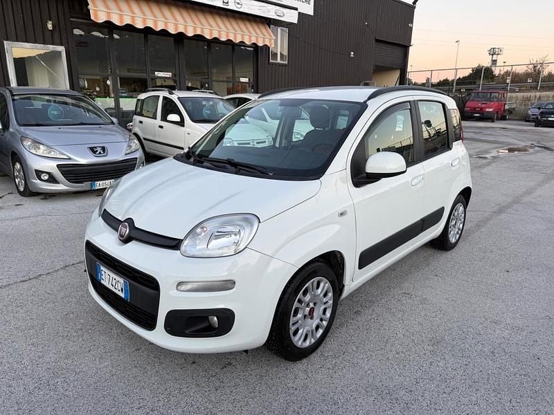 Usata Fiat Panda Lounge 74 CV (54 kW) 2013 Bianco Berlina