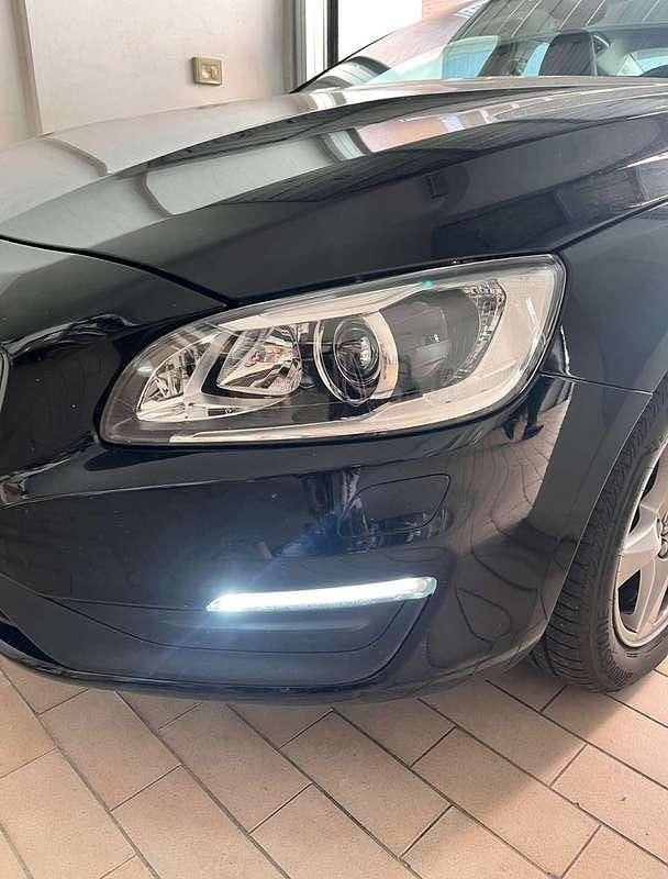 Usata Volvo S60 Momentum 152 CV (111 kW) 2017 Berlina