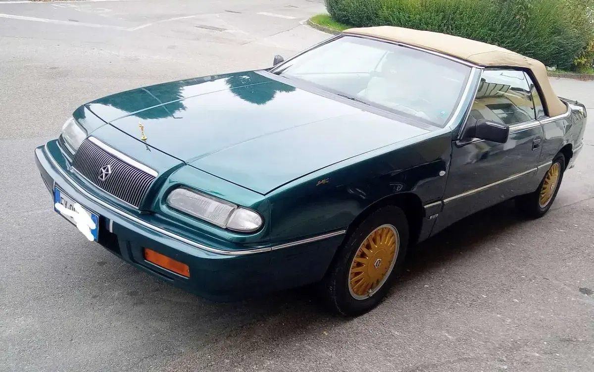 Usata Chrysler Le Baron 143 CV (105 kW) 1993 Verde Cabrio