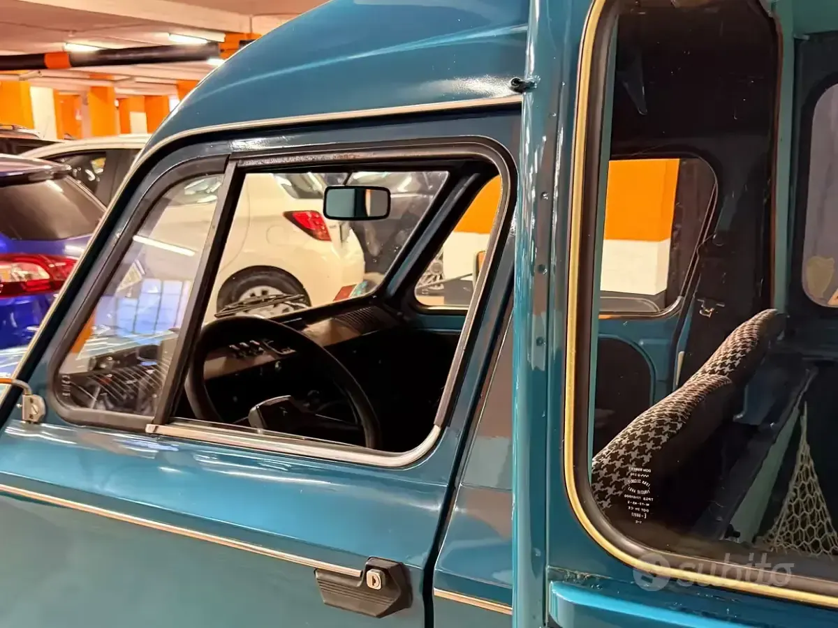 Usata Citroën Acadiane 29 CV (21 kW) 1981 Blu Pick-up