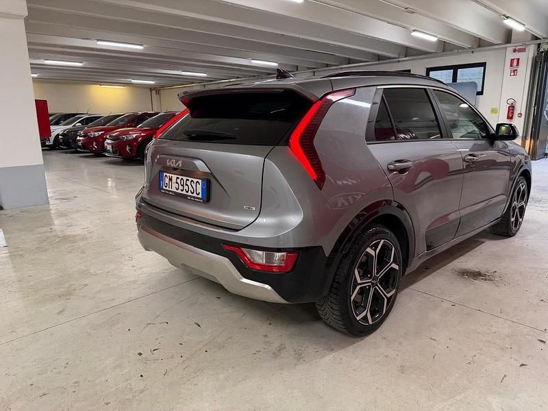 Usata Kia Niro Style 105 CV (77 kW) 2023 Steel gray SUV