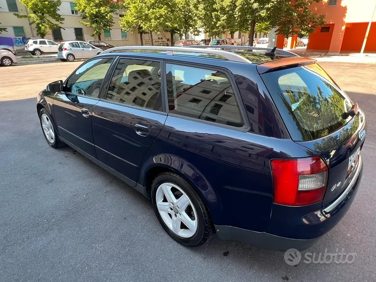 Usata Audi A4 130 CV (95 kW) 2006 Bluazzurro Station wagon