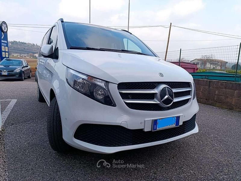 Usata Mercedes V250 Exclusive 190 CV (139 kW) 2021 Bianco Monovolume