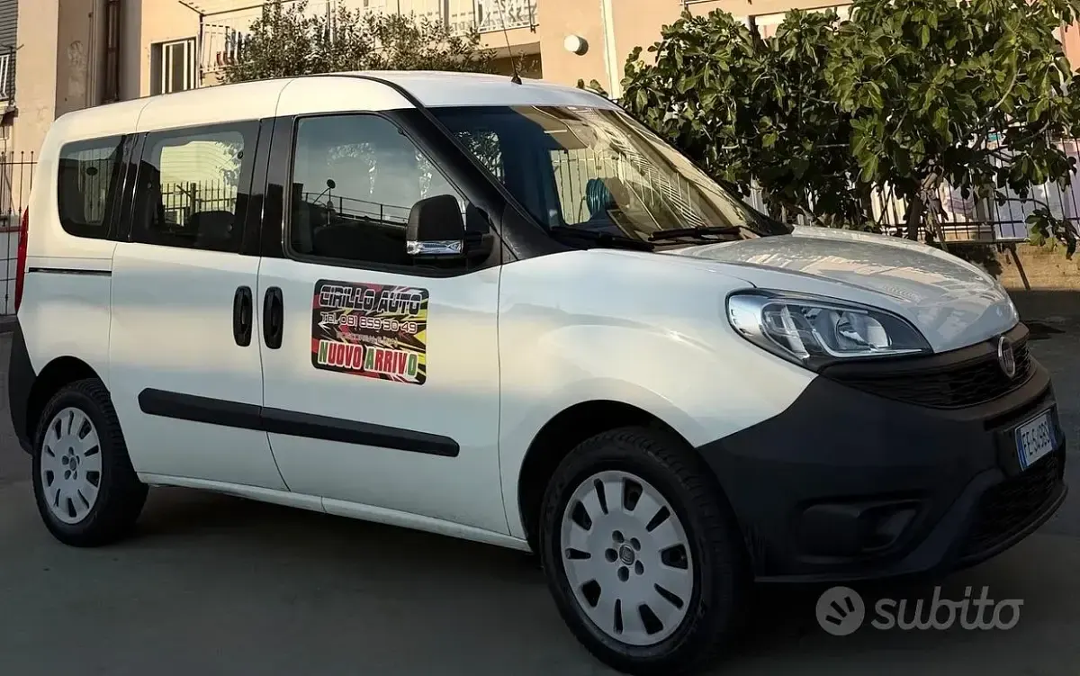 Usata Fiat Doblò 105 CV (77 kW) 2016 Bianco Monovolume
