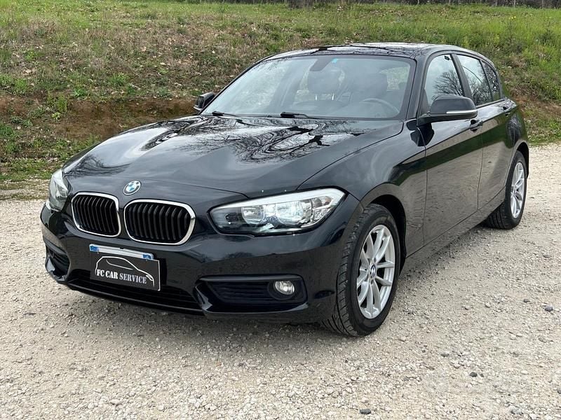Usata BMW 116 Sport Line 116 CV (85 kW) 2018 Nero Utilitaria