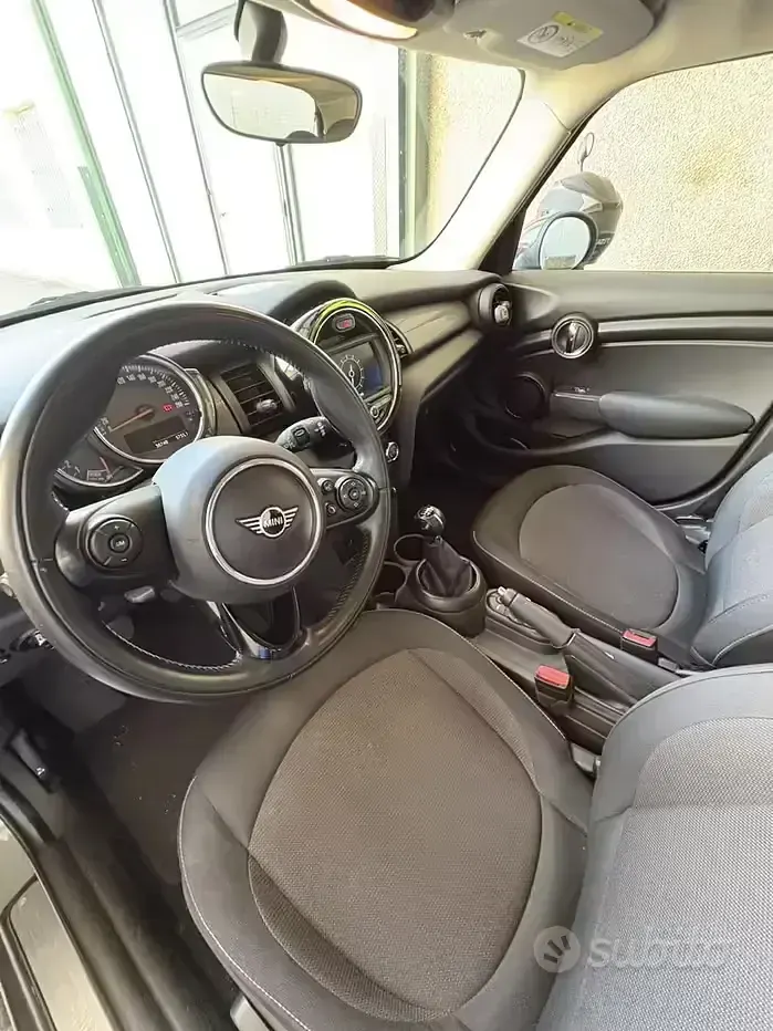 Usata Mini Cooper 136 CV (100 kW) 2018 Utilitaria