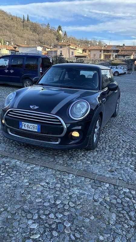 Usata 2017 Mini Cooper D Business Utilitaria | 6900 € (Super prezzo) - Immagine 1/4