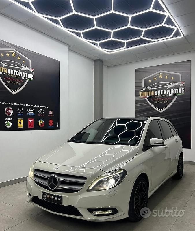 Usata 2014 Mercedes B180 Premium Monovolume | 7900 € - Immagine 1/4