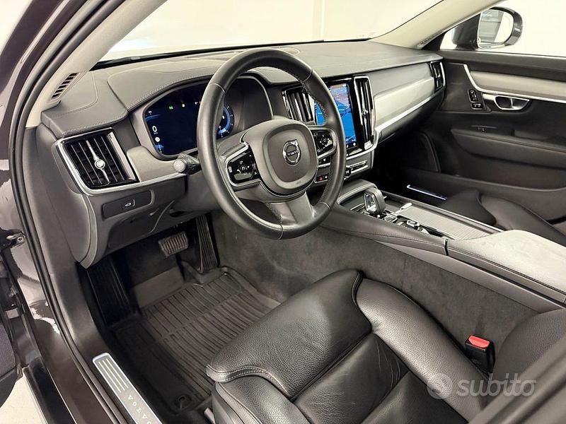 Usata Volvo V90 CC 197 CV (144 kW) 2023 Grigio Station wagon
