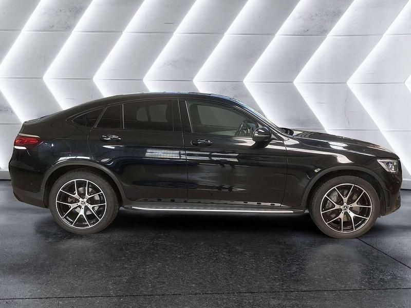 Usado Mercedes GLC220 Premium Plus 194 CV (142 kW) 2021 Negro Coupe