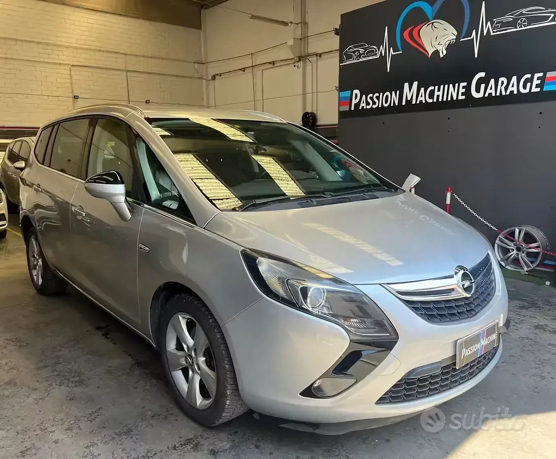 Usata Opel Zafira Tourer 150 CV (110 kW) 2014 Monovolume