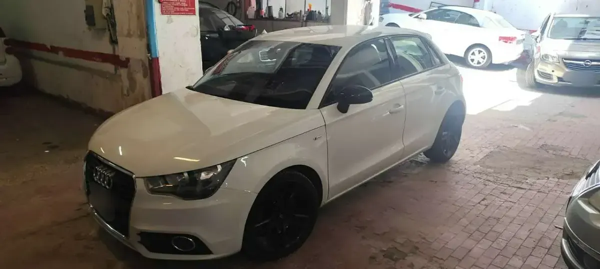 Usata Audi A1 Sportback Attraction 105 CV (77 kW) 2012 Bianco Utilitaria