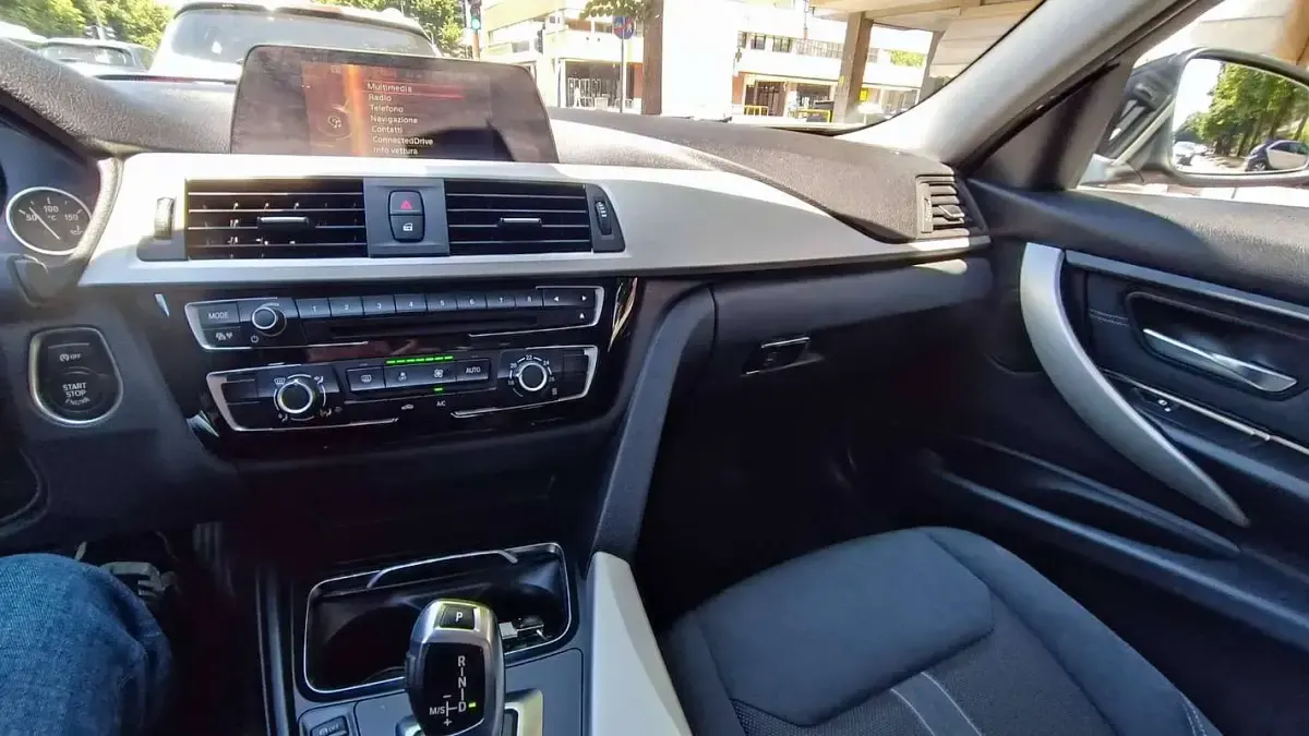 Usata BMW 316 Luxury Line 116 CV (85 kW) 2016 Nero Station wagon