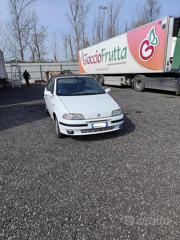 Usata Fiat Punto 1995 Bianco Cabrio