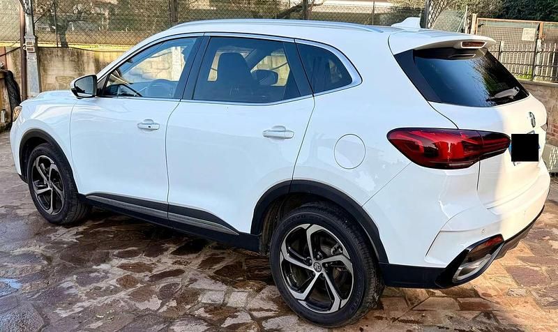 Usata MG HS Luxury 162 CV (119 kW) 2024 Bianco SUV