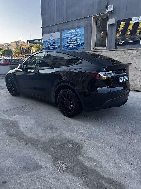Usata Tesla Model Y Long Range AWD 152 kW (208 CV) 2023 SUV
