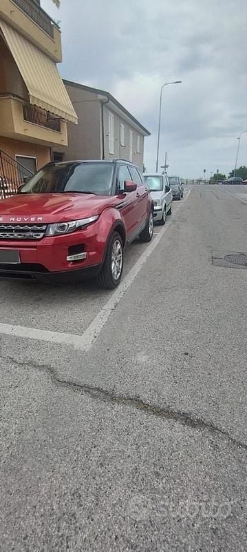 Usata Land Rover Range Rover evoque 2015 Rosso SUV