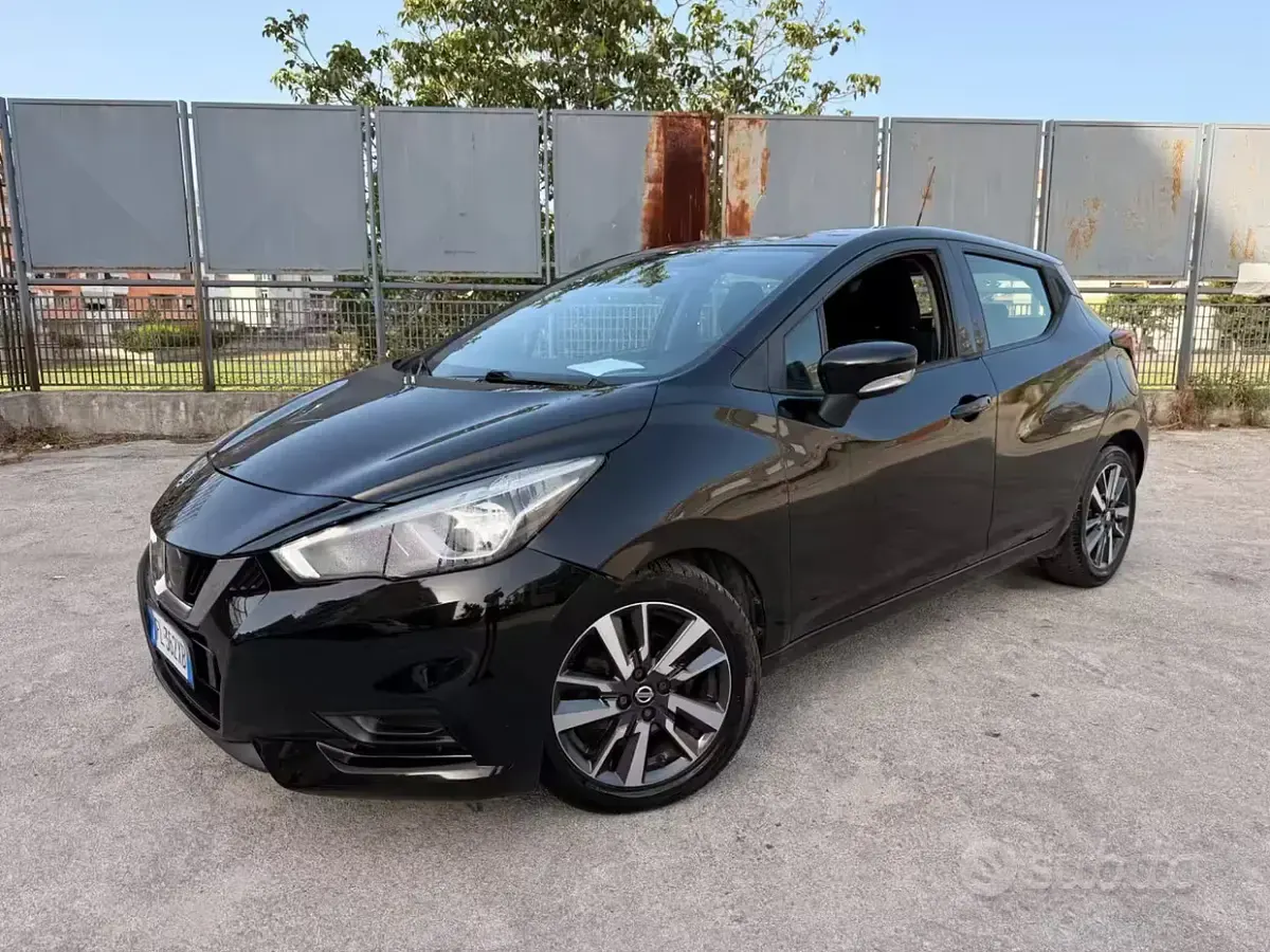 Usata Nissan Micra Tekna 90 CV (66 kW) 2018 Nero Utilitaria