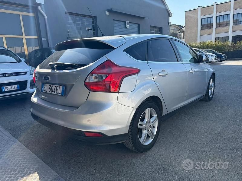 Usata Ford Focus S 125 CV (91 kW) 2012 Grigio Station wagon