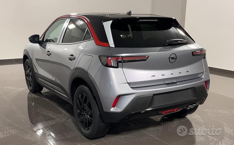 Usata Opel Mokka GS Line 131 CV (96 kW) 2022 Grigio SUV