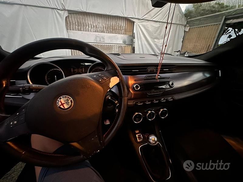 Usata Alfa Romeo Giulietta 120 CV (88 kW) 2010 Utilitaria