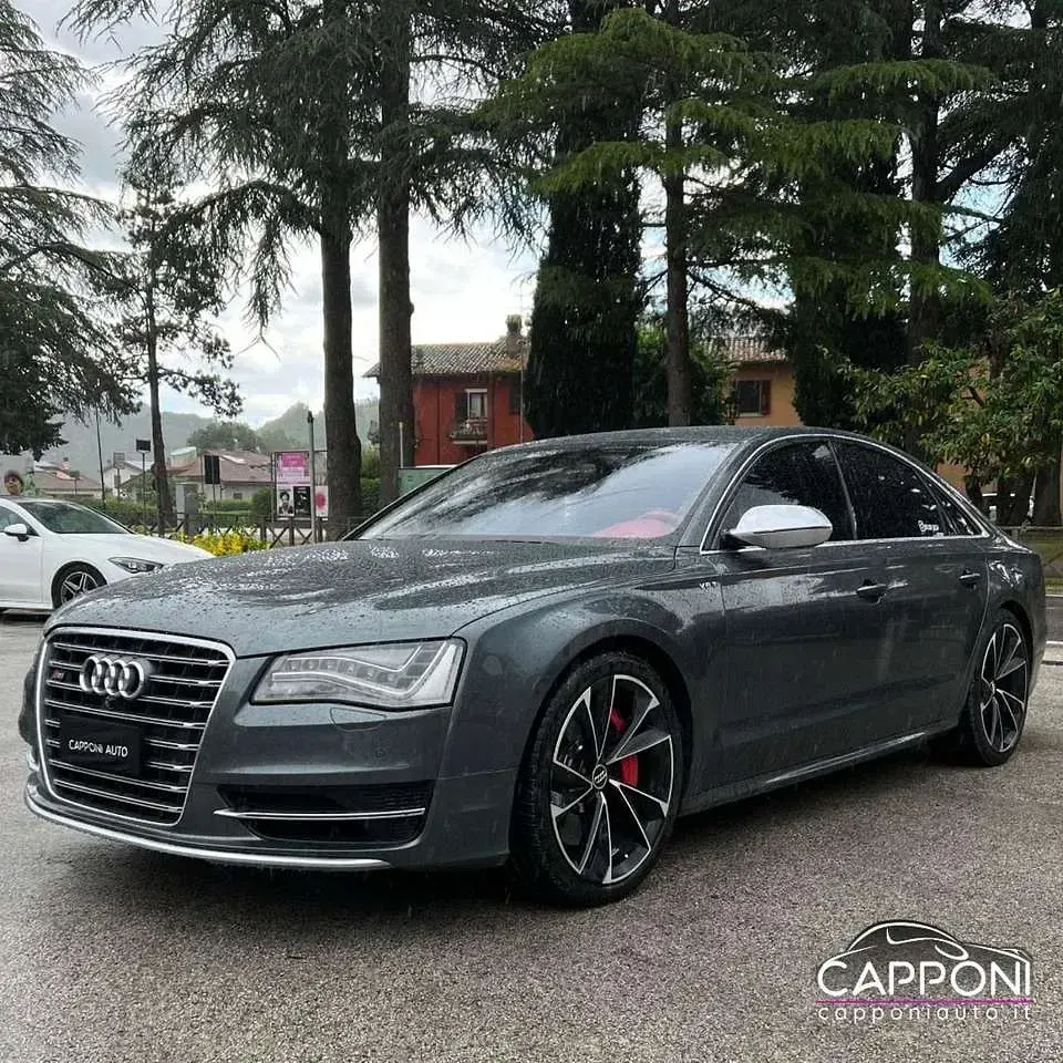 Usata Audi S8 518 CV (380 kW) 2013 Grigio Berlina
