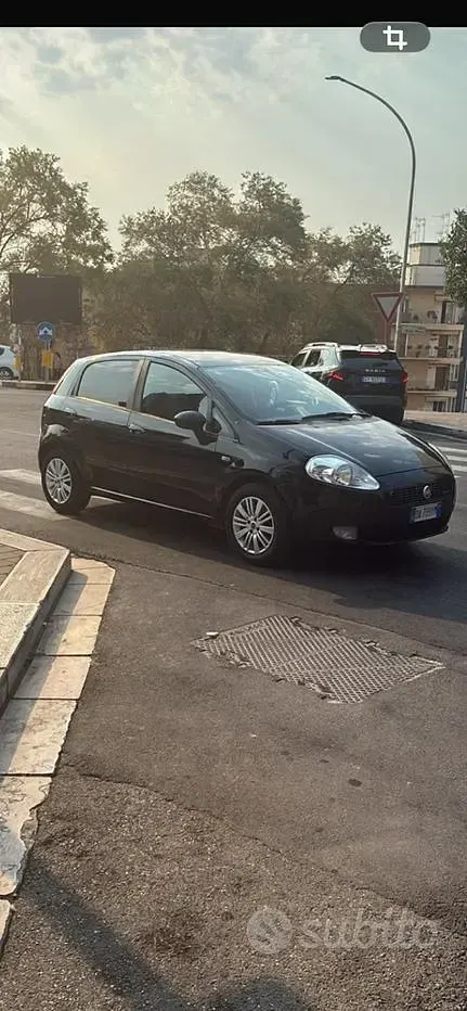 Usata Fiat Grande Punto 90 CV (66 kW) 2006 Nero Utilitaria