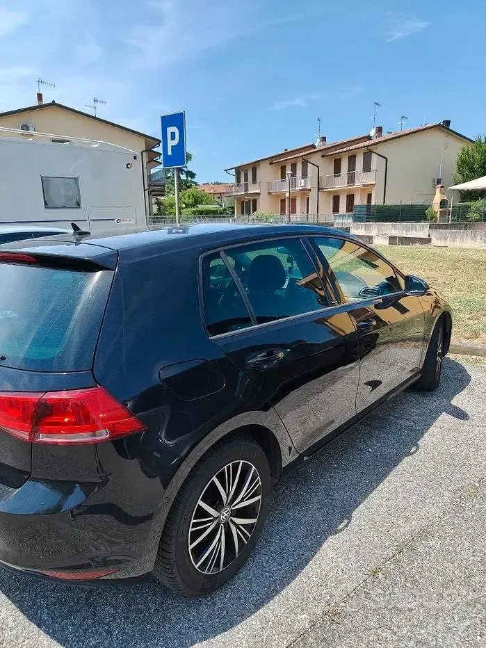 Usata VW Golf VII Allstar 110 CV (80 kW) 2016 Nero Berlina