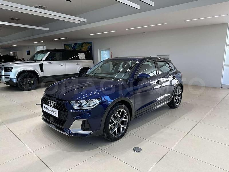 Blu/azzurro Usata 2023 Audi A1 Admired Due volumi | 26.500 € (Buon prezzo) - Immagine 1/4