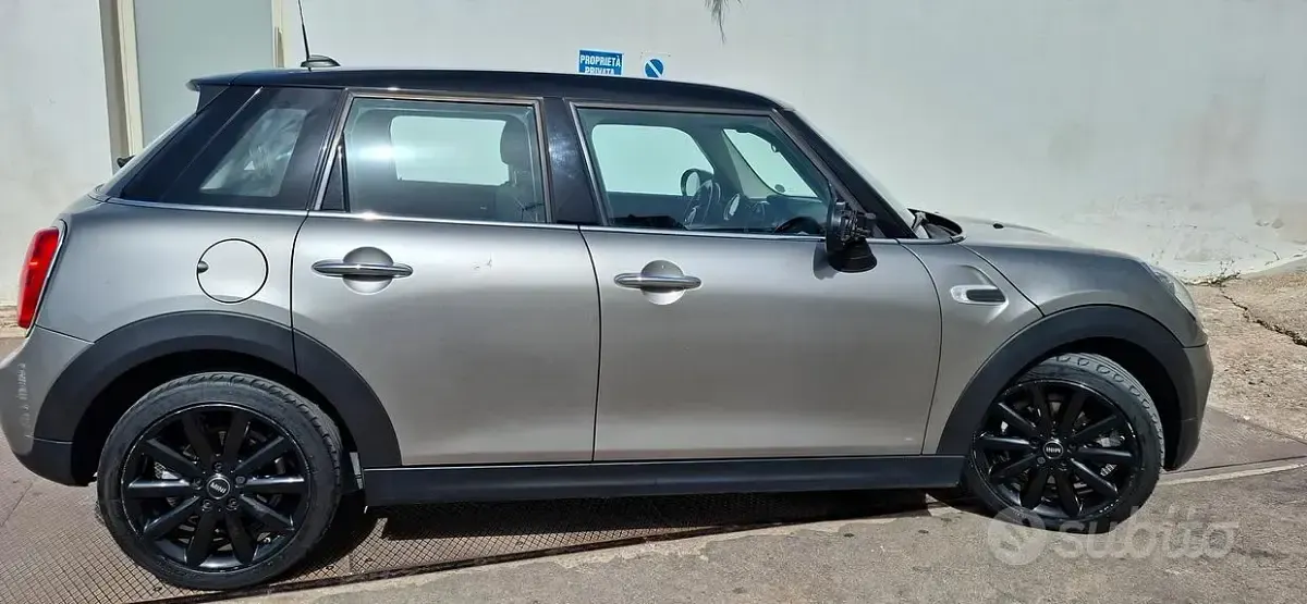 Usata Mini Cooper D 136 CV (100 kW) 2018 Grigio Utilitaria