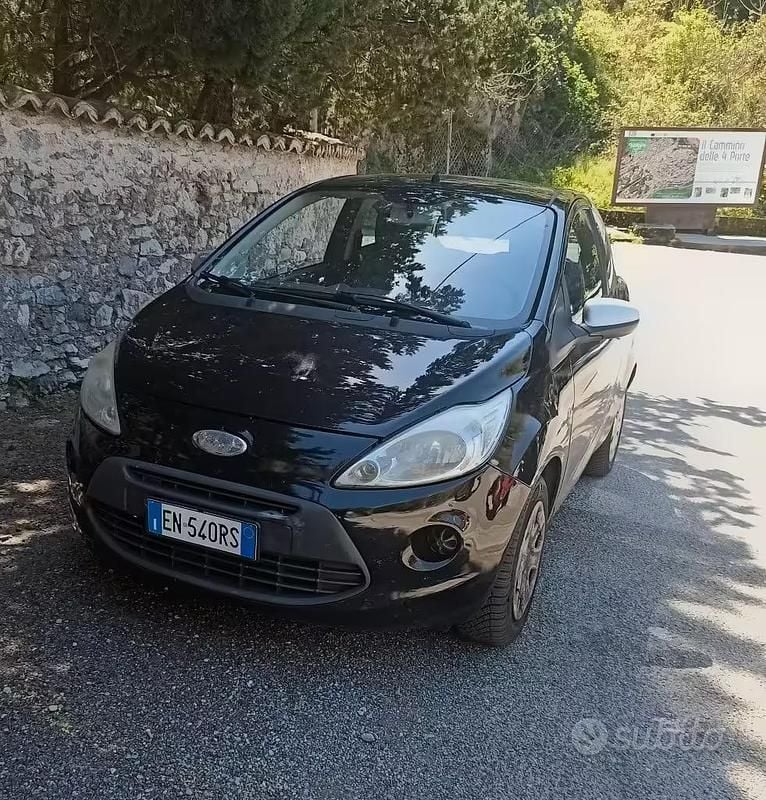 Usata Ford Ka 69 CV (50 kW) 2010 Nero Utilitaria