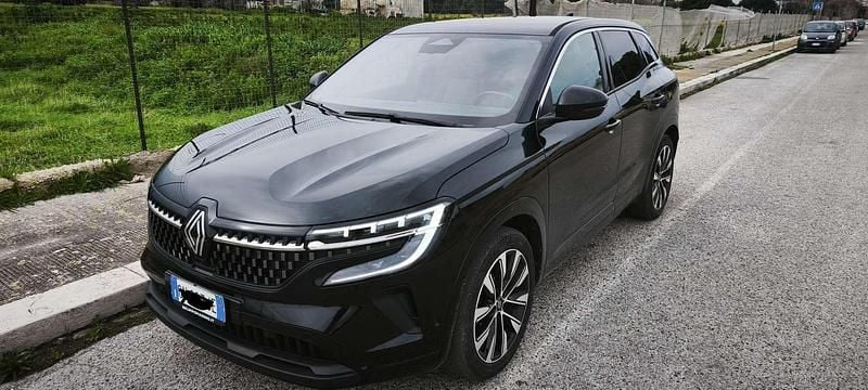 Usata Renault Austral Techno 131 CV (96 kW) 2023 Nero SUV
