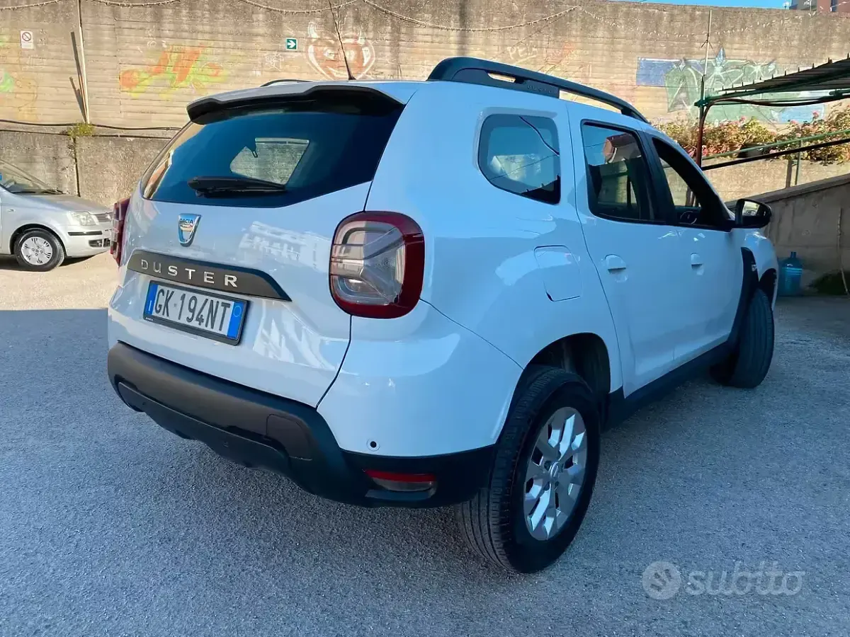 Usata Dacia Duster 101 CV (74 kW) 2022 Bianco SUV